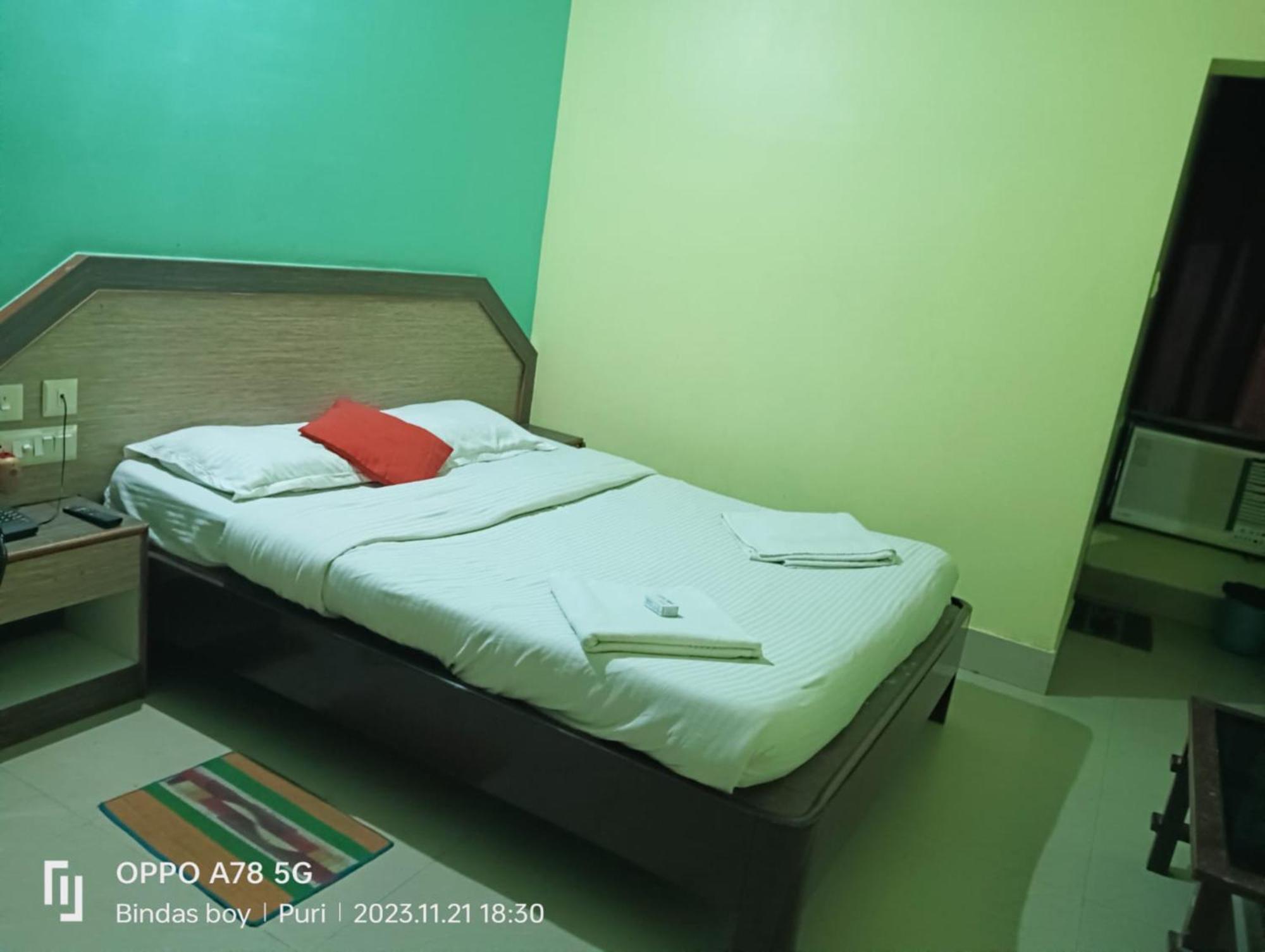 Hotel D2 Holiday Inn -Near Niladri Sea Beach - Puri - Official Verified Ngoại thất bức ảnh